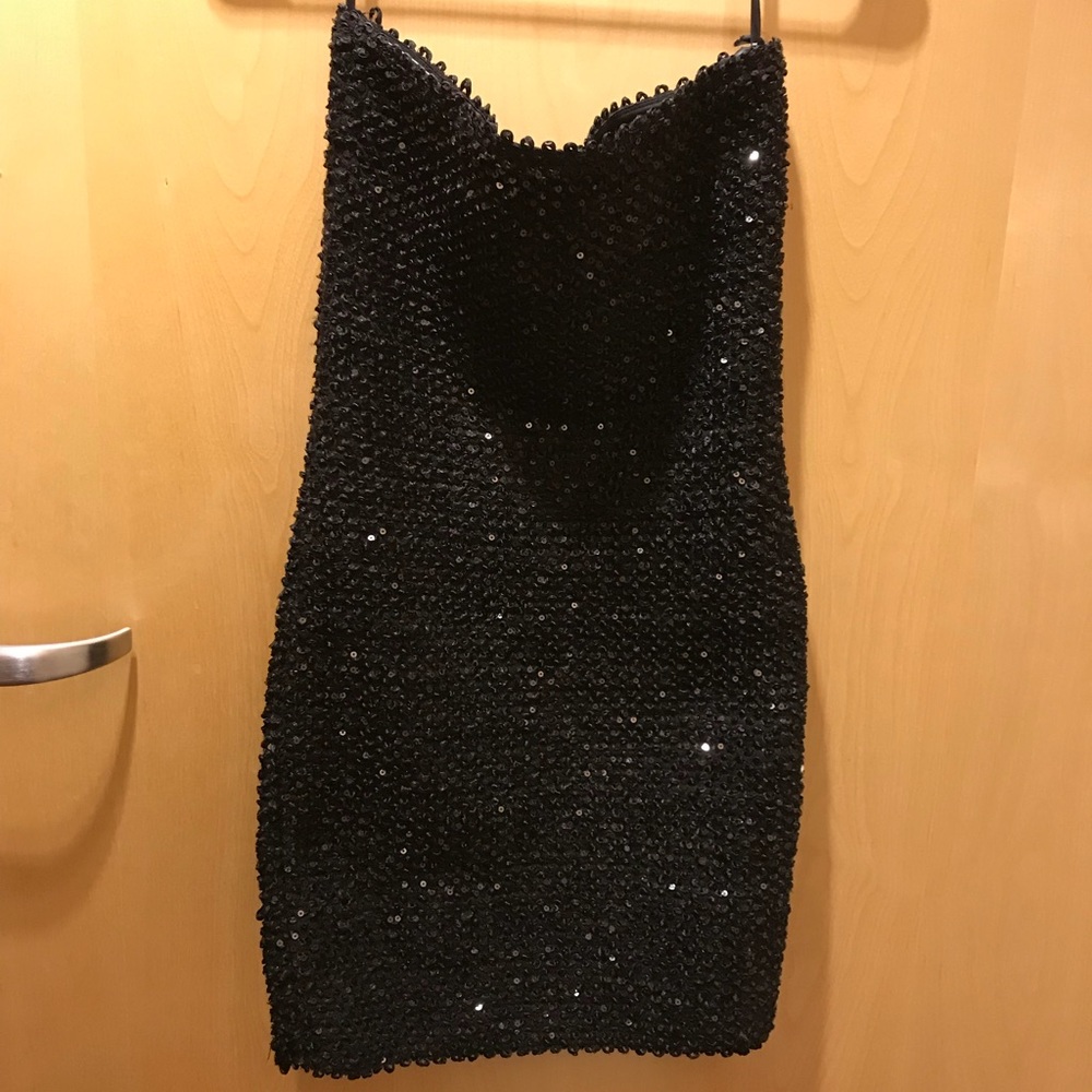 Black sequin bodycon dress